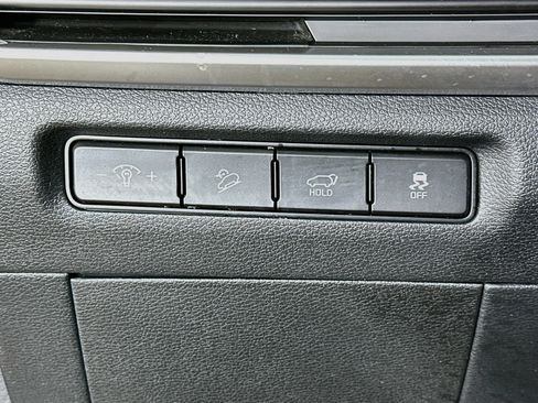 Used 2025 Kia Telluride S AWD/4WD image 17