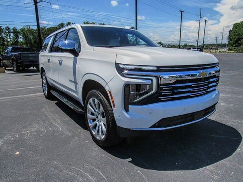 New 2025 Chevrolet Suburban Premier image 1