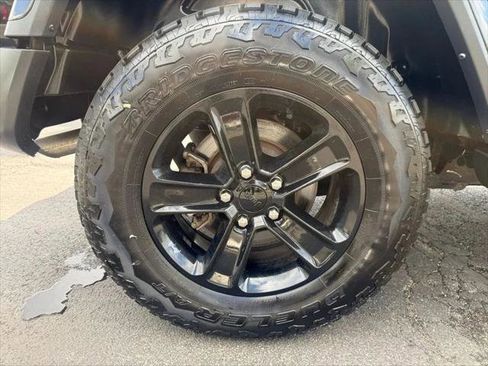Certified 2022 Jeep Wrangler Unlimited Sahara AWD/4WD image 47