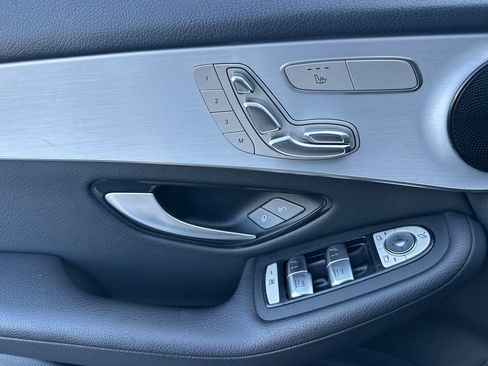 Certified 2022 Mercedes-Benz GLC 300 image 11