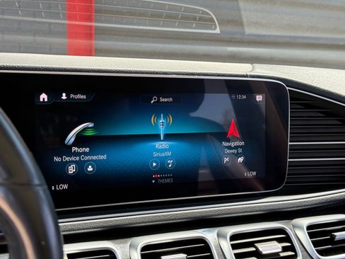 Used 2020 Mercedes-Benz GLE 350 4MATIC image 25