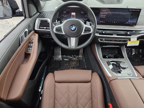 Used 2026 BMW X5 sDrive40i w/ M Sport Package RWD image 12