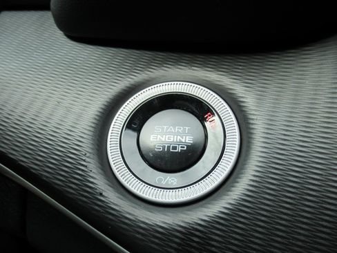Used 2024 Jeep Grand Cherokee L Laredo AWD/4WD image 30