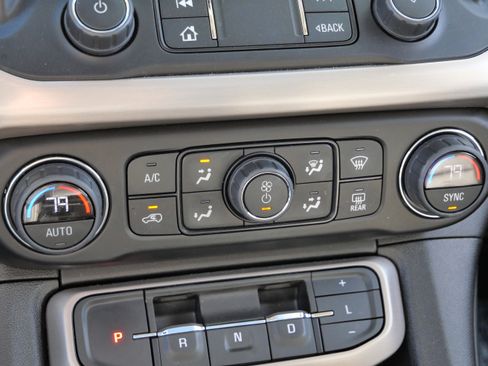 Used 2023 GMC Acadia Denali w/ Denali Ultimate Package image 23