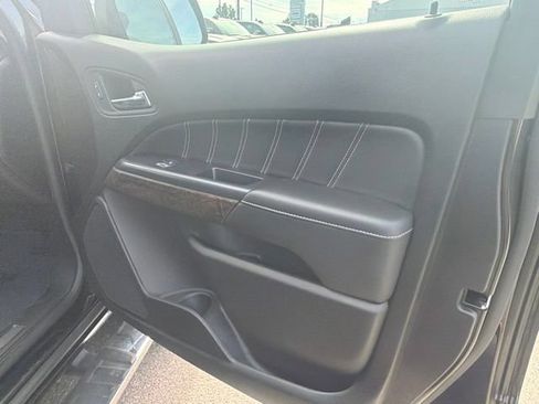 Used 2021 GMC Canyon Denali AWD/4WD image 8