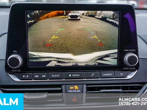 Used 2024 Nissan Altima 2.5 SV image 35