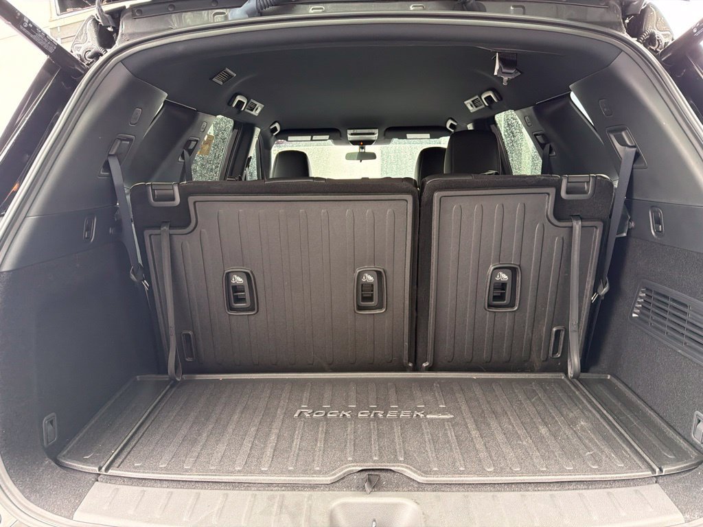 Used 2025 Nissan Pathfinder Rock Creek AWD/4WD image 9