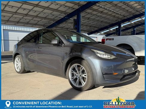 Used 2021 Tesla Model Y Long Range AWD/4WD image 5
