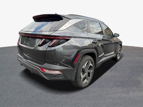 Used 2023 Hyundai Tucson SEL w/ Convenience Package FWD image 3