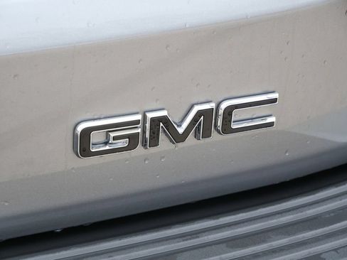 New 2026 GMC Yukon Denali w/ Sun & Power Step Package AWD/4WD image 19