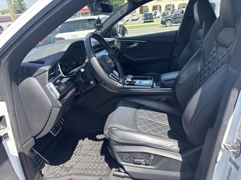 Certified 2023 Audi SQ8 Premium Plus w/ Executive Package AWD/4WD image 5