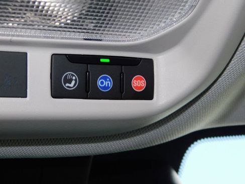 Used 2025 Chevrolet Trax LT w/ LT Convenience Package FWD image 35