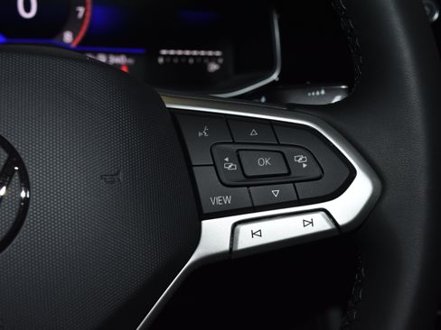 New 2026 Volkswagen Jetta SE FWD image 8