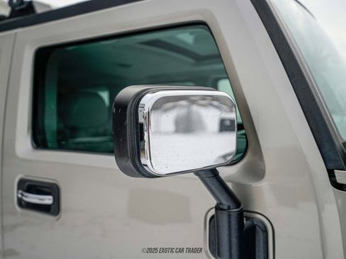Used 2003 HUMMER H2 w/ Preferred Equipment Group AWD/4WD image 79
