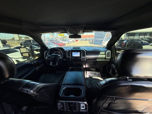 Used 2017 Ford F250 Platinum w/ Platinum Ultimate Package image 20