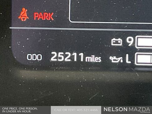 Used 2023 Toyota Tundra Platinum AWD/4WD image 47