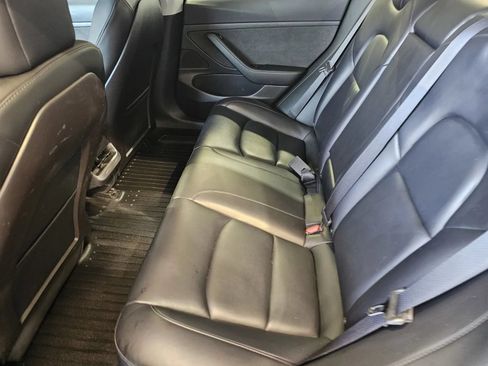 Used 2020 Tesla Model 3 Standard Range RWD image 12