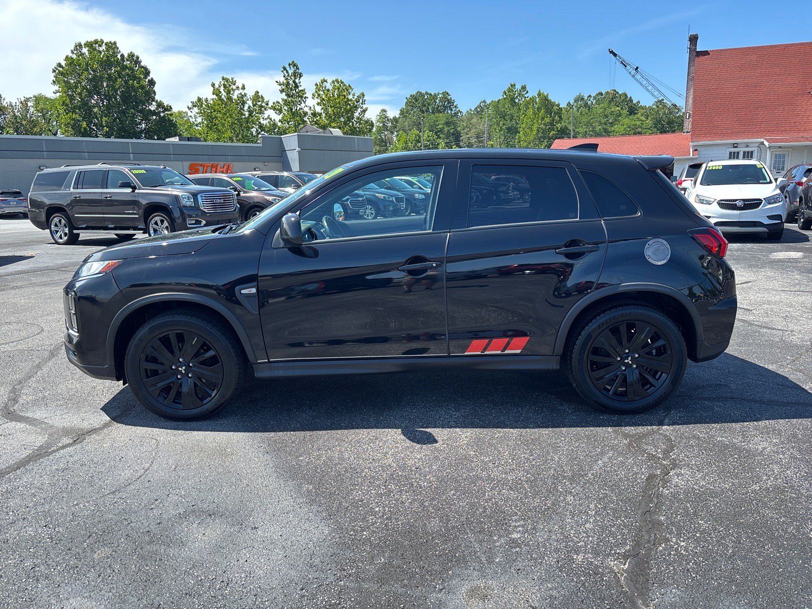 Used 2020 Mitsubishi Outlander Sport Black Edition FWD image 4