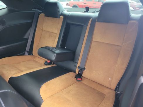 Used 2021 Dodge Challenger R/T Scat Pack RWD image 17