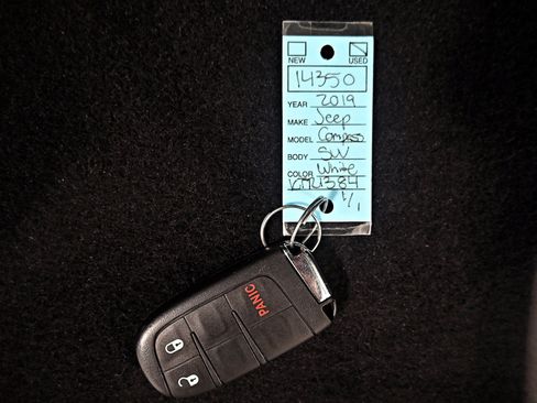 Used 2019 Jeep Compass Trailhawk AWD/4WD image 35