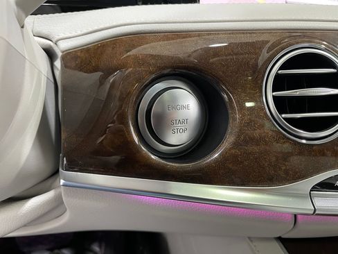 Used 2016 Mercedes-Benz S 550 4MATIC Sedan image 23