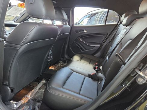 Used 2019 Mercedes-Benz GLA 250 image 14