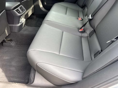 Used 2025 Lexus ES 350 w/ Premium Package FWD image 15