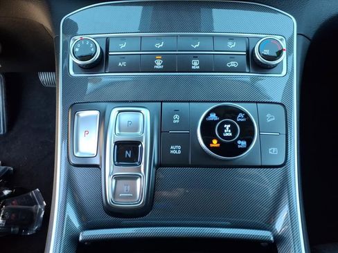 Used 2023 Hyundai Santa Fe SE image 10