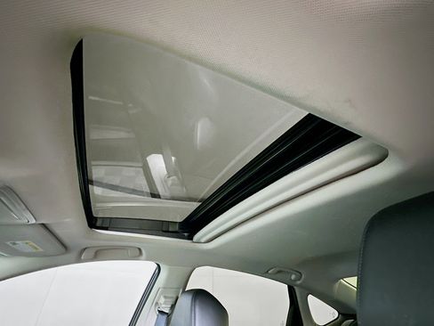 Used 2023 Honda Accord Touring image 25