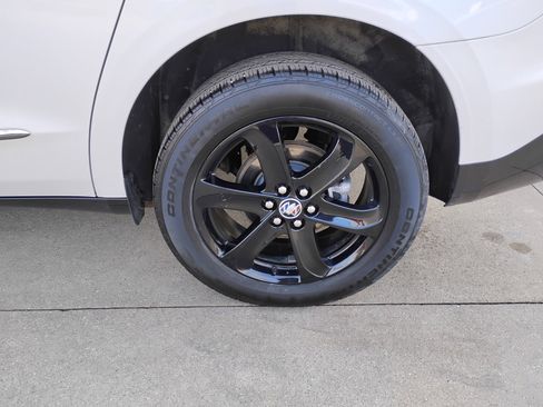 Used 2023 Buick Enclave Essence w/ Sport Touring Edition image 24