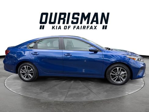Used 2023 Kia Forte LXS w/ LXS Technology Package FWD image 7