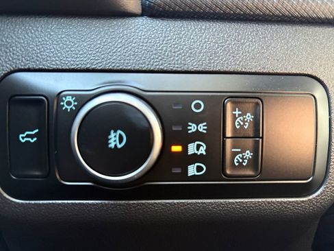 Used 2024 Ford Bronco Sport Outer Banks w/ Tech Package image 12