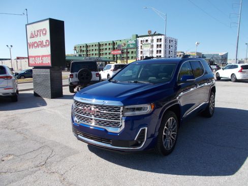 Used 2023 GMC Acadia Denali w/ Trailering Package AWD/4WD image 1