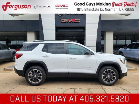 New 2027 GMC Terrain Elevation w/ Elevation Premium Package FWD image 3