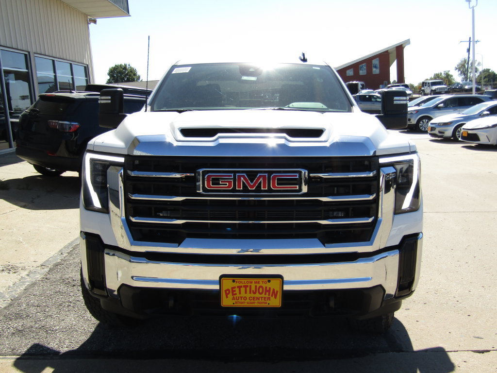 New 2026 GMC Sierra 2500 SLE AWD/4WD image 13