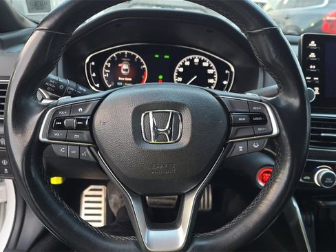 Used 2019 Honda Accord Sport image 9