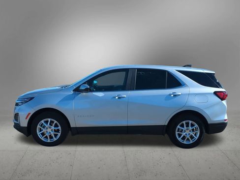 Used 2022 Chevrolet Equinox LT w/ LPO, Floor Liner Package image 3