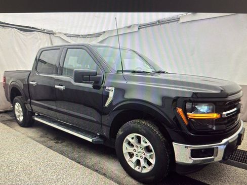 Used 2025 Ford F150 XLT w/ Equipment Group 301A Standard image 3