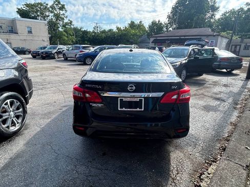 Used 2019 Nissan Sentra SV FWD image 11