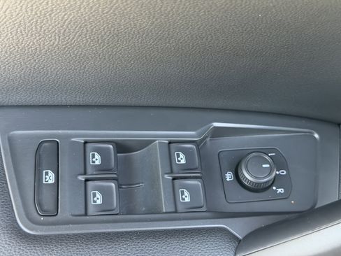 Used 2023 Volkswagen Tiguan S w/ Driver Assistance Package AWD/4WD image 19