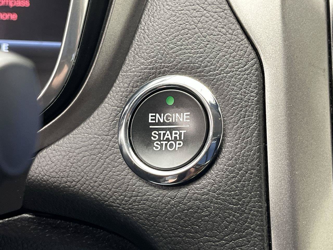 Used 2020 Ford Fusion SE FWD image 20