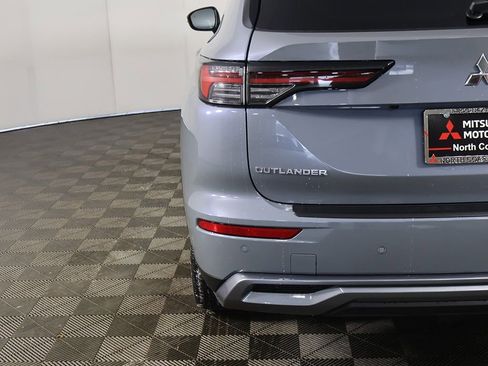 New 2026 Mitsubishi Outlander SE AWD/4WD image 17