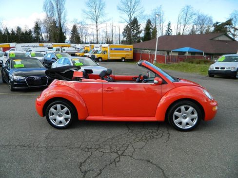Used 2003 Volkswagen Beetle GLX image 9