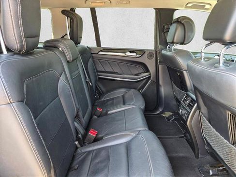 Used 2016 Mercedes-Benz GL 550 4MATIC image 15