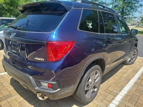 Used 2023 Honda Passport EX-L image 8