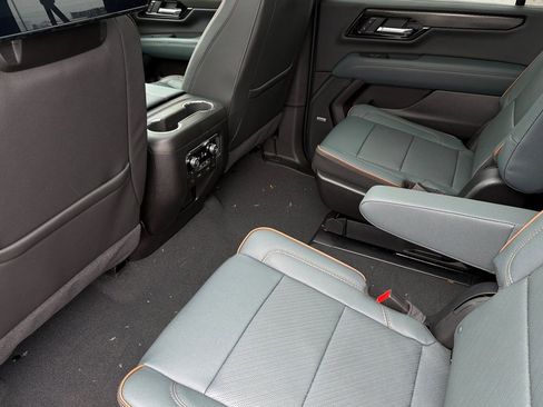 New 2026 GMC Yukon XL AT4 w/ AT4 Premium Plus Package image 12