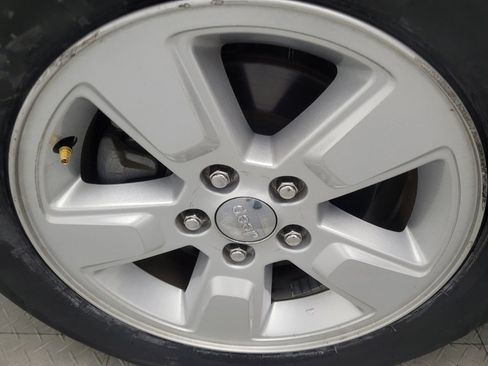 Used 2016 Jeep Compass Sport w/ Power Value Group image 31