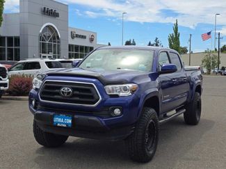 Used 2022 Toyota Tacoma SR5 AWD/4WD video 1