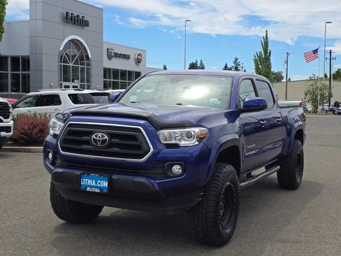Used 2022 Toyota Tacoma SR5 AWD/4WD image 1