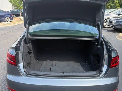 Used 2019 Audi A4 2.0T Prestige w/ Prestige Package AWD/4WD image 10